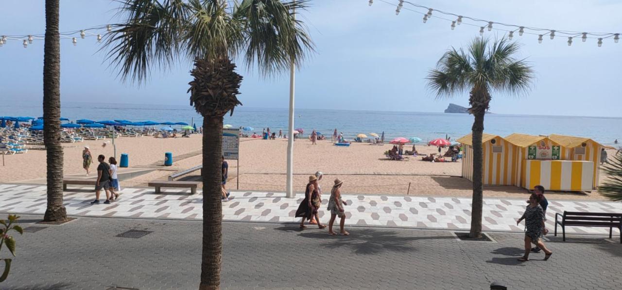 Luxury Esther Benidorm Luaran gambar
