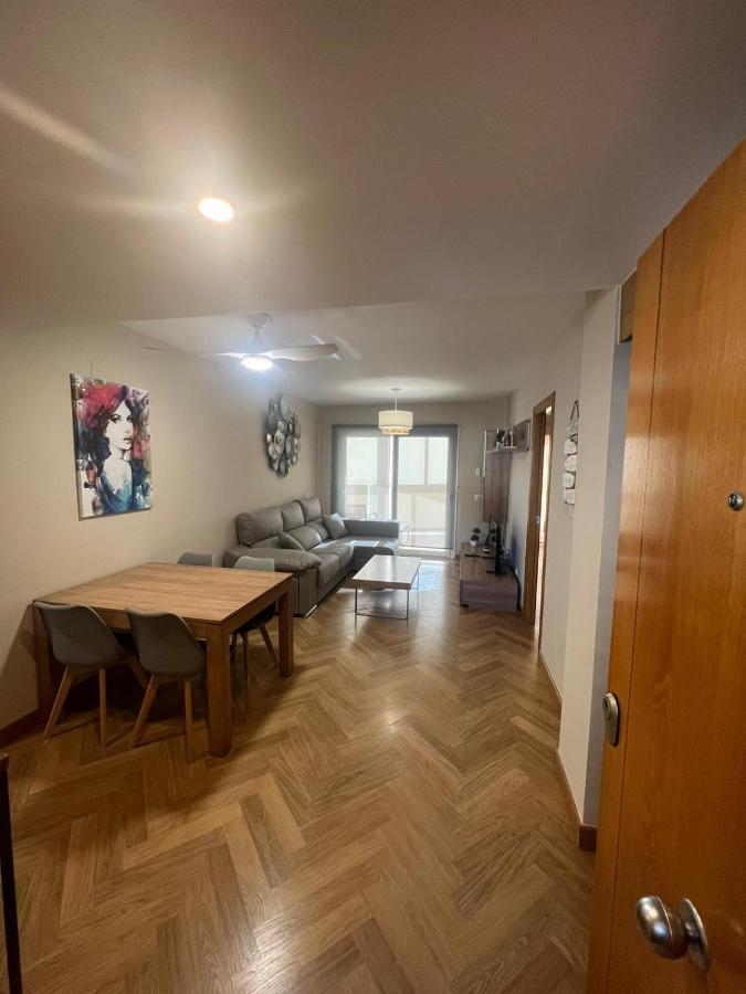 Luxury Esther Benidorm Luaran gambar